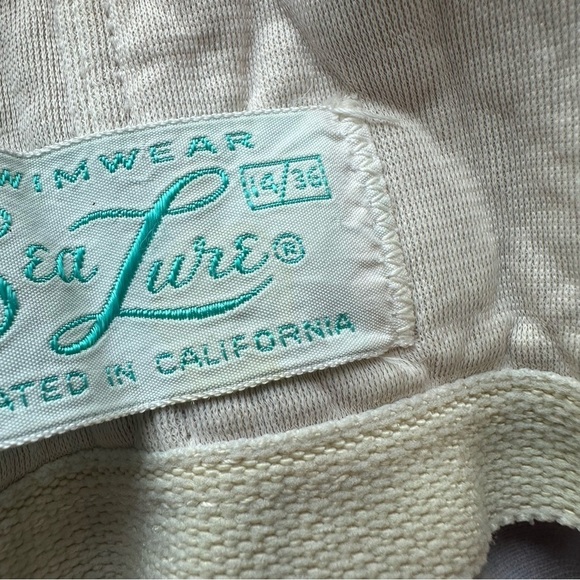 Vintage Sea Lure women’s swimsuit size small 14 purple  floral VTG play suit - Picture 3 of 14